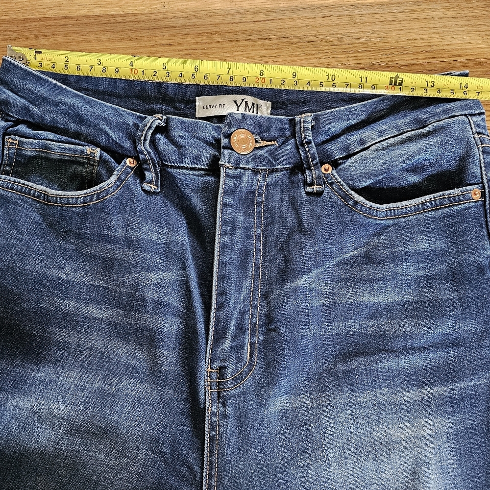 YMI Curvy Fit High Rise Stretch Jeans Womens Size 28" Waist X 28-1/2" Inseam - Picture 8 of 15